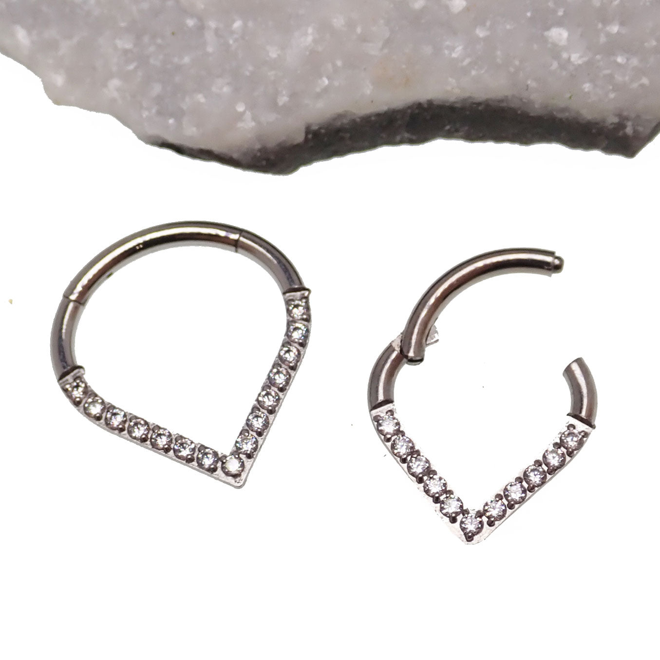 Hinged Triangle Pave Heart Septum Clicker in 16g by Body Clickers, featuring a heart-shaped pave design and 8mm size.